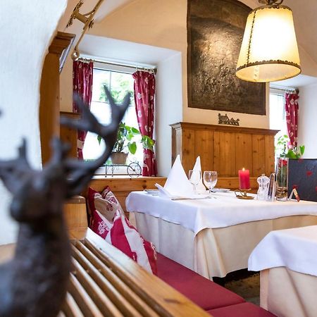 Hotel & Restaurant Wastlwirt ザンクト・ミヒャエル・イム・ルンガウ エクステリア 写真