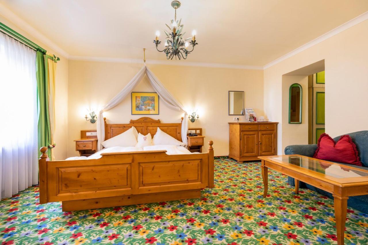 Hotel & Restaurant Wastlwirt ザンクト・ミヒャエル・イム・ルンガウ エクステリア 写真