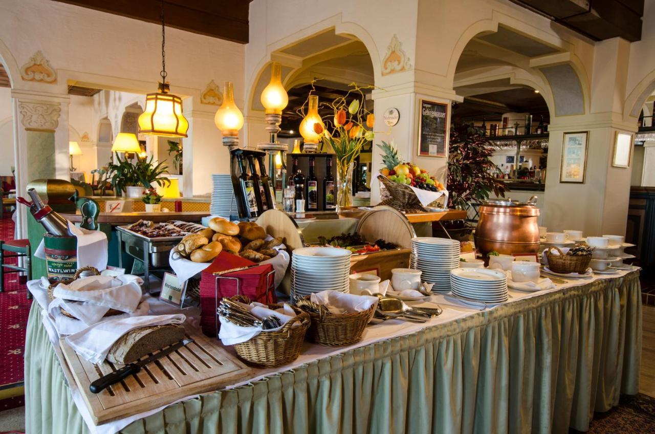 Hotel & Restaurant Wastlwirt ザンクト・ミヒャエル・イム・ルンガウ エクステリア 写真
