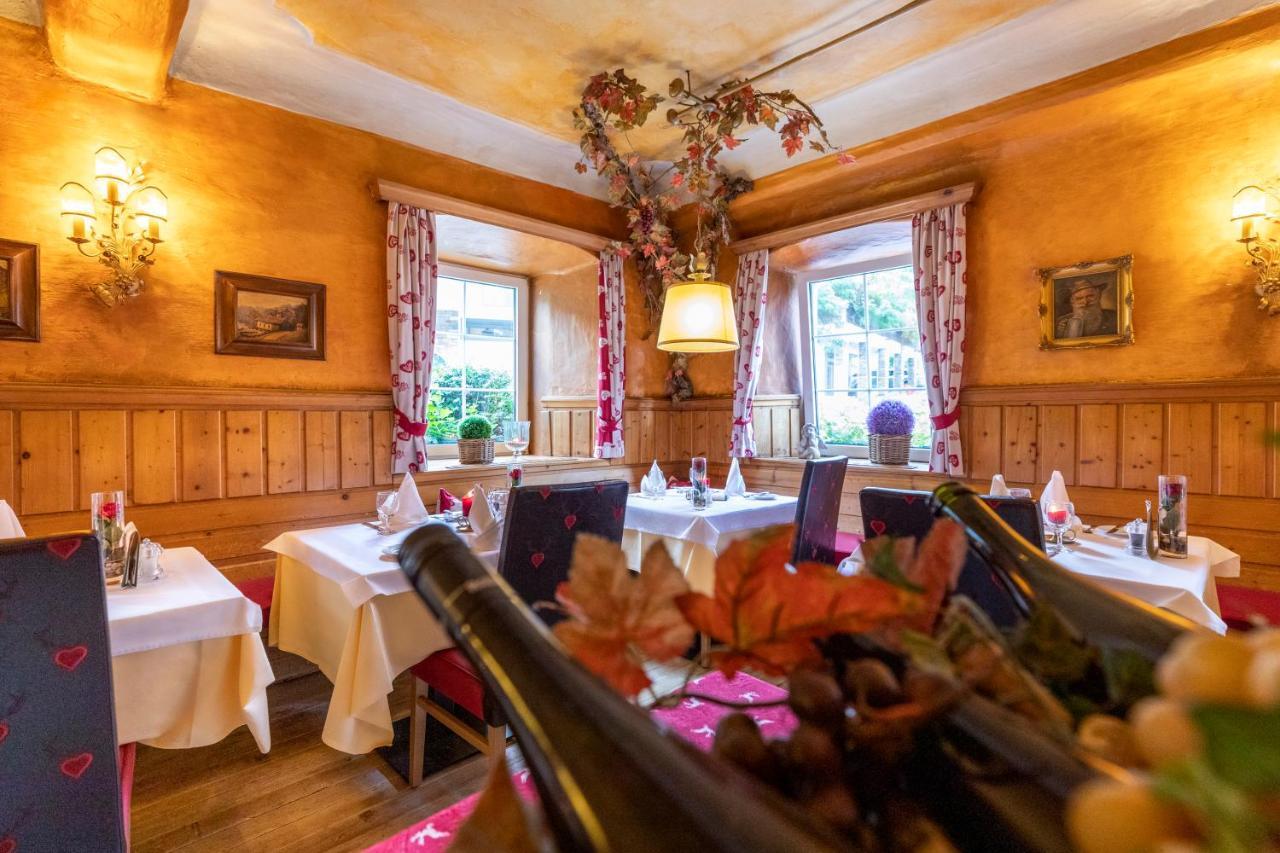 Hotel & Restaurant Wastlwirt ザンクト・ミヒャエル・イム・ルンガウ エクステリア 写真