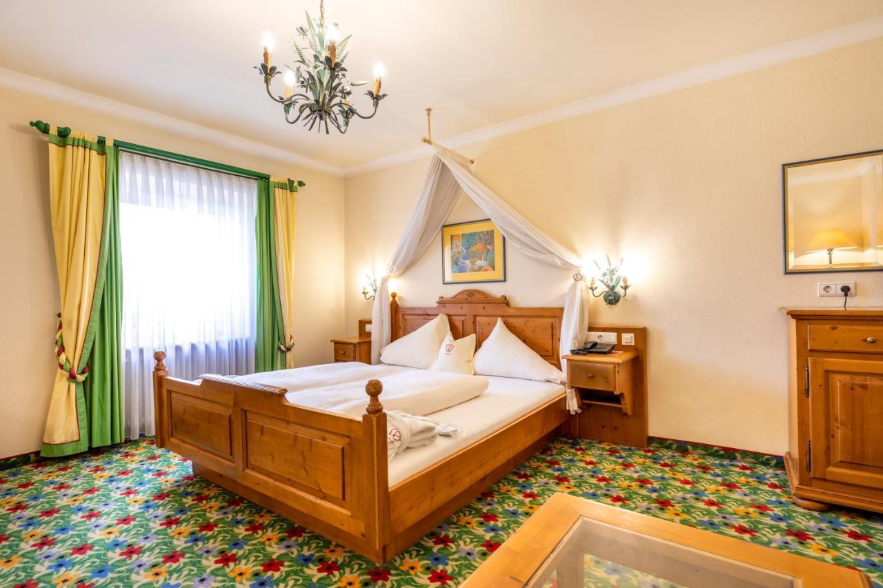 Hotel & Restaurant Wastlwirt ザンクト・ミヒャエル・イム・ルンガウ エクステリア 写真