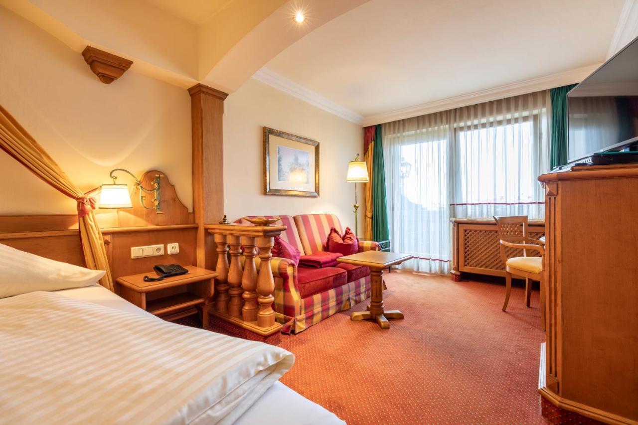Hotel & Restaurant Wastlwirt ザンクト・ミヒャエル・イム・ルンガウ エクステリア 写真