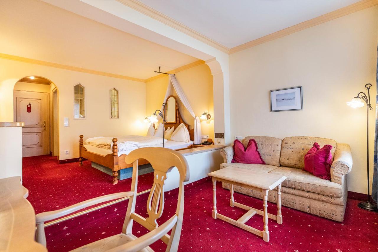Hotel & Restaurant Wastlwirt ザンクト・ミヒャエル・イム・ルンガウ エクステリア 写真