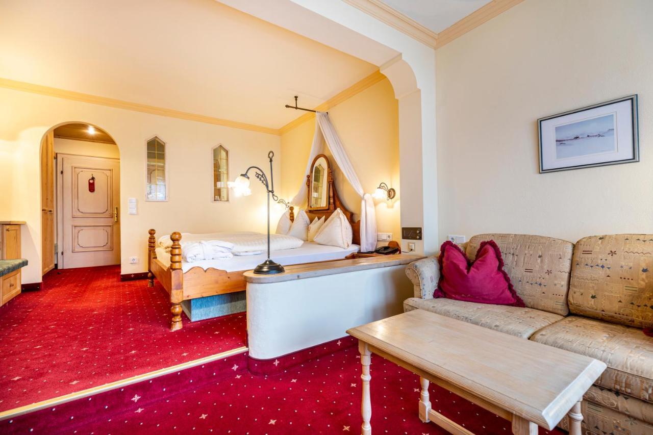 Hotel & Restaurant Wastlwirt ザンクト・ミヒャエル・イム・ルンガウ エクステリア 写真
